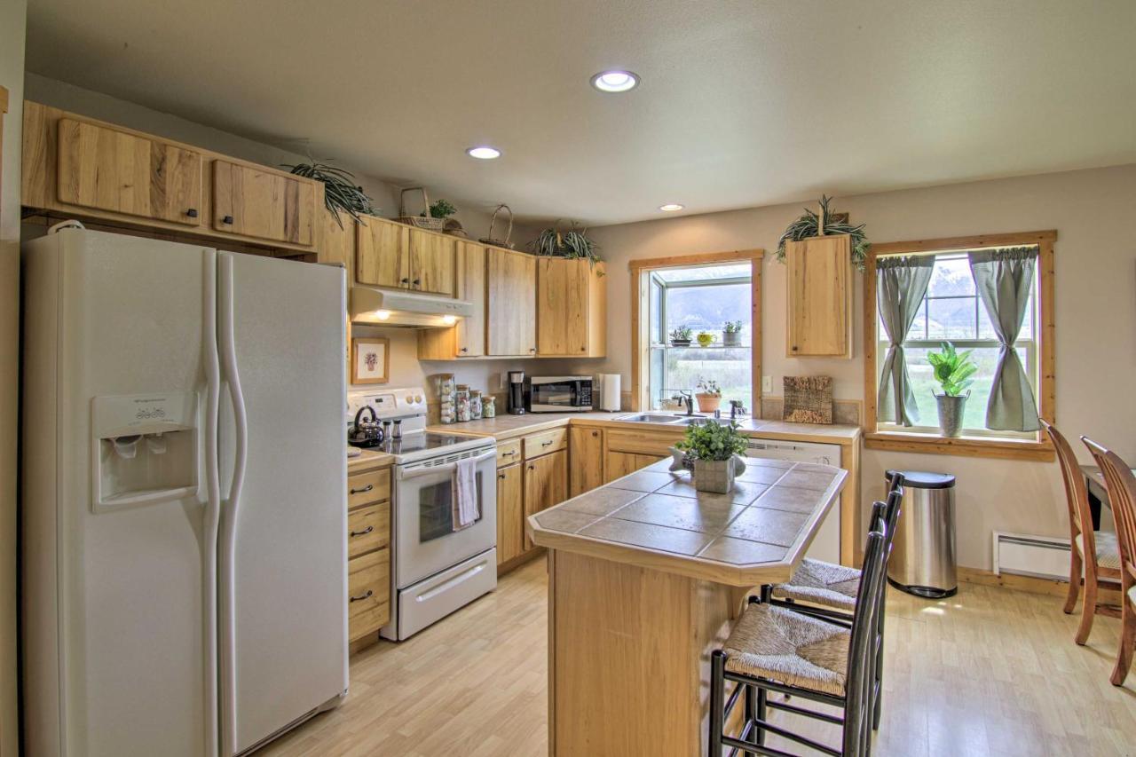 Airy Emigrant Townhome With Sweeping Mtn Views! Zewnętrze zdjęcie